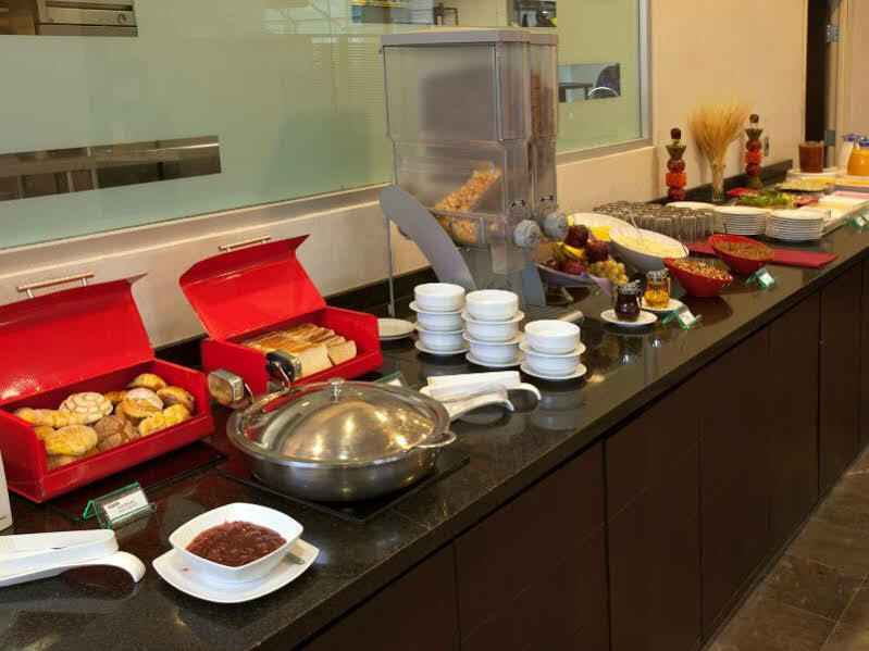 Hotel Express By Marriott Ciudad De Ebc Reforma Mexico City